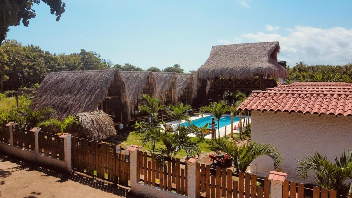 Palomino Sunrise Hotel Екстериор снимка